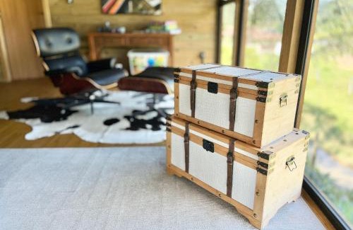 Itaipava Ski Chalet | Refúgio Rural | Chalé de Luxo | Jacuzzi e Lareira