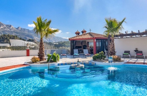 Callosa d' En Sarria Villa | Ref 111) Large luxury Finca near Altea la Vella