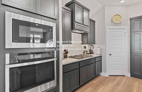 Fulshear House | Refined Comfort on Burcreek #42288