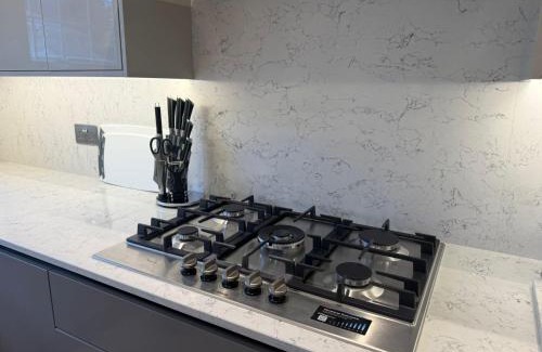 Farnham Common House | Refined Cottage Living Near Ascot & Windsor