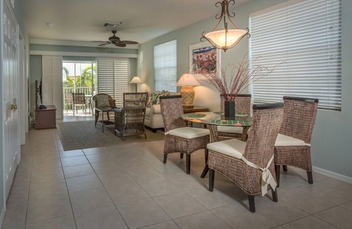 Marco Island Hotel | Refined Island Escape, Olde Marco Inn Deluxe 2BR Suite w/Porch