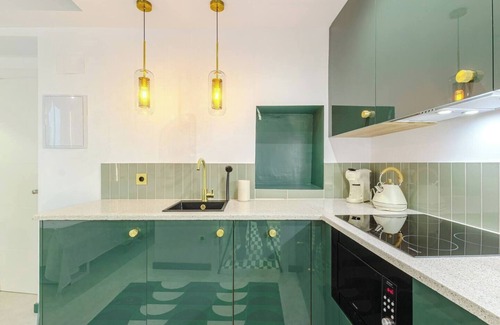 Alicante City Centre Apartment | Refined Studio Historic Center Alicante