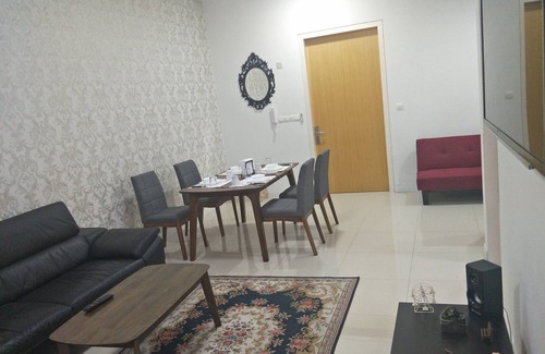 Pekeliling Apartment | reflection with passion . отражение со страстью