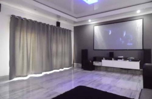 Beacon Bay House | Reflections at 21