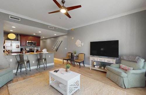 Upper Grand Lagoon Apartment | Reflections at Bay Point #306