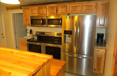 Pine Valley Cabin | Refreshing Reunions, Relaxing Retreats, Room For Everyone!