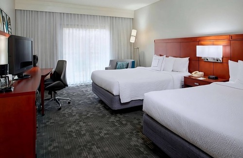 Waldron House | Refreshing Stay, Convenient Pet-friendly Location! With Airport Shuttle!