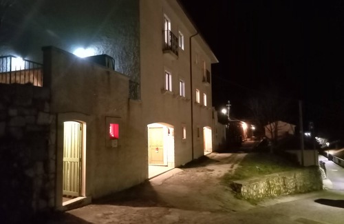 Bisegna Apartment | Refuge House Piè di Monte
