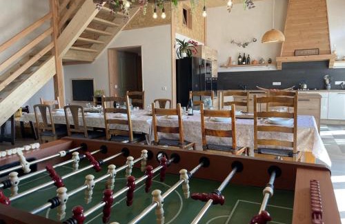 Blomard House | Refuge familial avec piscine, aire de jeux et confort moderne à Blomard - FR-1-489-465