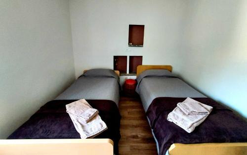 Sant Boi de Llucanes Villa | Refugi del Esquirol