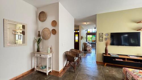 Peruibe House | Refugio Completo Piscina Privativa, Ar-Condicionado em Todos os Espaços Churrasqueira, Jardim e Enxoval Incluso 200m da Praia