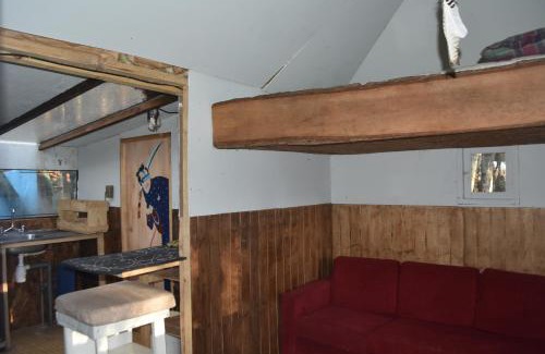 Puerto Williams House | Refugio El Cauque