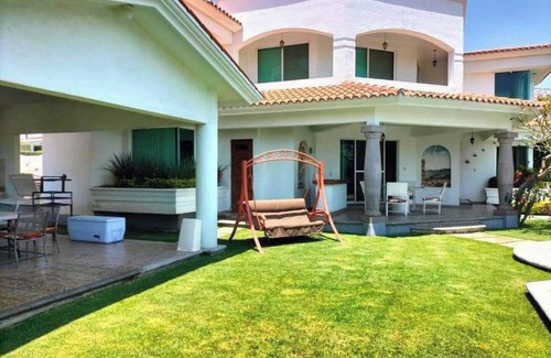 Lomas de Cocoyoc House | Refugio Tranquilo: large, pool already heated