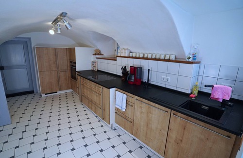 Altstadt House | RefuKium "Alte Brennerei" in the city center of Weißenburg for 6 persons