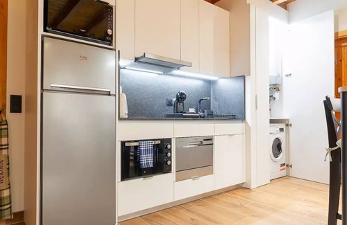 Incles Apartment | Refurbished Cabin by Ski Resort & Free Parkingnn