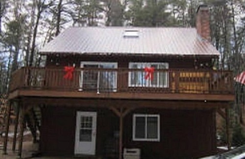 The Bluffs House | Refurbished Home In The Popular Bluffs Area Of Ossipee