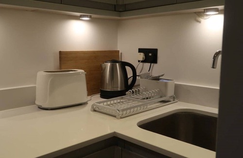 Twickenham Riverside House | REFURBISHED! Townhouse studio apartment