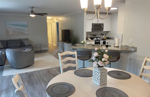 The Villages Villa | Refurbished villa with golf cart, great location, corner lot