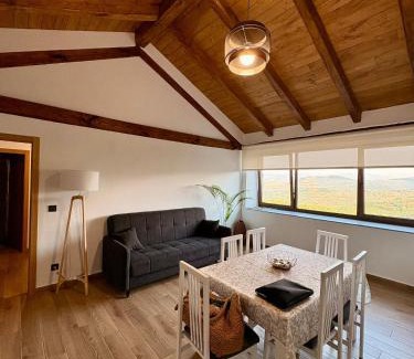 Becerrea House | Refuxio de Lamas