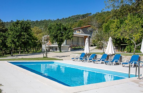 Vieira do Minho House | Regada House