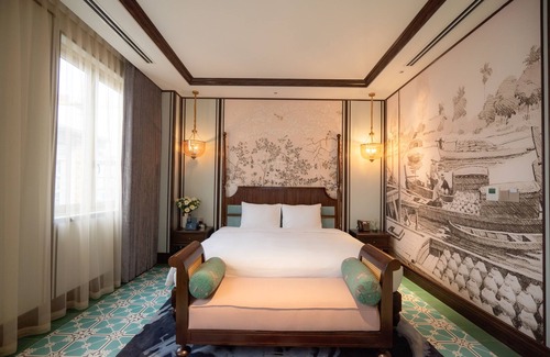 Bao Ninh Hotel | Regal Collection House