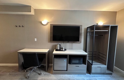 Flushing Chinatown Hotel | Regal Inn & Suites New York LaGuardia Hotel