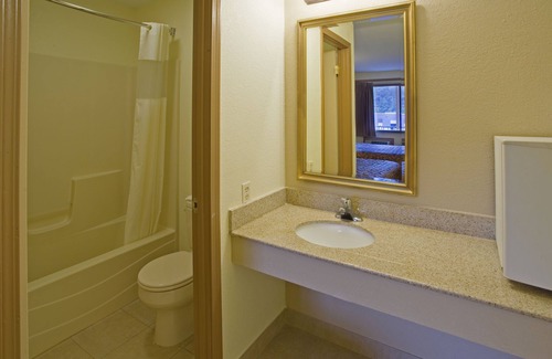 Onley Hotel | Regal Inn
