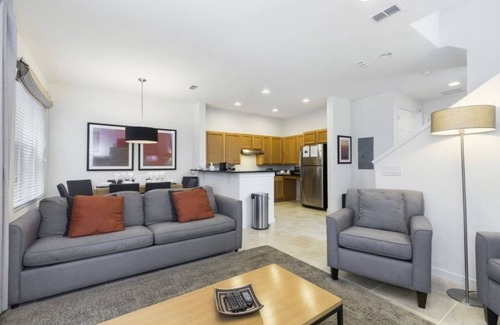 Kissimmee House | Regal Oaks Retreat: Pool, Hot Tub & Near Disney