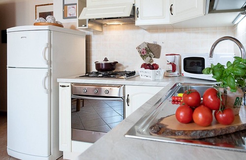 Pacengo Apartment | Regarda - apartment "Eden 2" with lake view, pets allowed