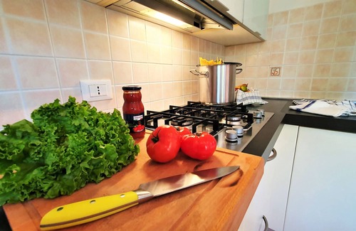 Pacengo Apartment | Regarda - holiday apartment "A Casa di La' " with Wifi, pets allowed