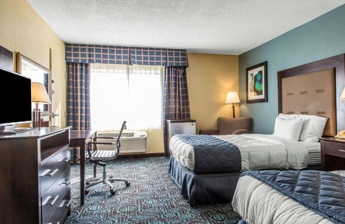New London Hotel | Regency Inn and Suites - Non Smoking King