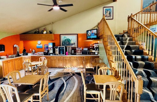 Stilwell Hotel | Regency Inn And Suites