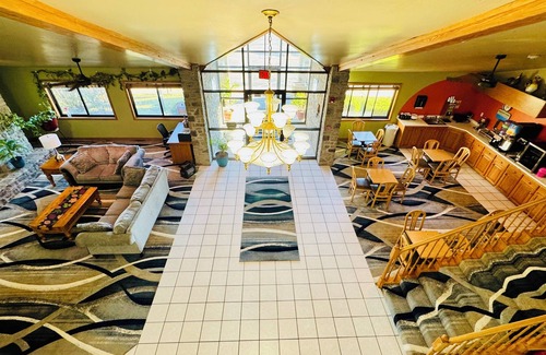 Stilwell Hotel | Regency Inn And Suites