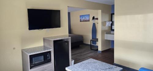 East Point Hotel | Regency Inn East Point Ga