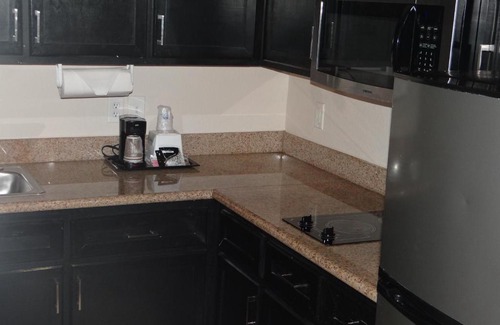 Baytown Hotel | Regency Inn & Suites - Baytown