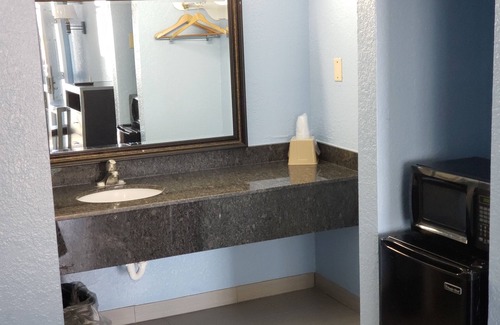 North Beach Hotel | Regency Inn