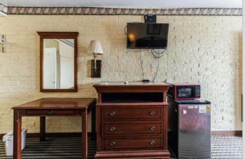 Forrest City Hotel | Regency Inn