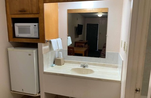 Jewett Hotel | Regency Inn