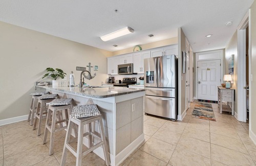 Orange Beach East Condo | Regency Isle 1002 ~ In/Outdoor Pools, Hot Tub, Fitness + $400 FREE Activities Daily ~ Zoo/Parasail+