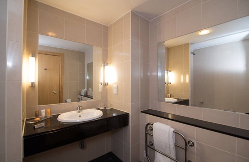 Ashmore Green Hotel | Regency Park Hotel
