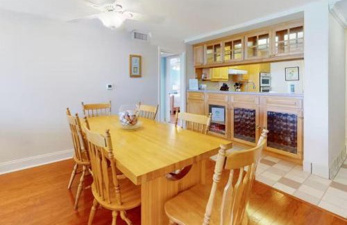 Pensacola Beach House | Regency Towers Unit 805W