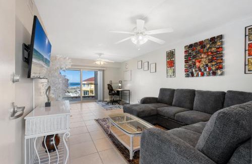 Pensacola Beach House | Regency Towers Unit 406W