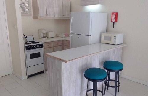 Sunset Crest Apartment | Regent Apartments