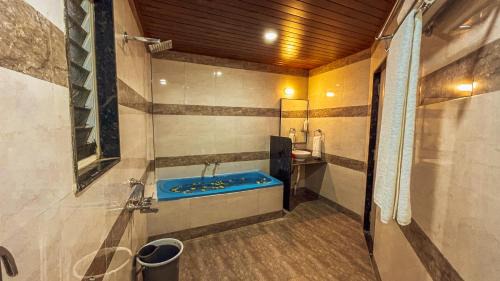 Daund Hotel | Regenta Bharti Resort, Urulikanchan