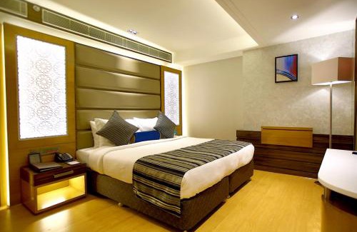 Kanpur Hotel | Regenta Central the Crystal Kanpur,