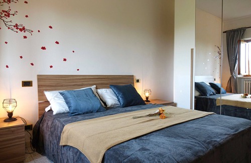 Venaria Reale Apartment | [Reggia di Venaria] Accommodation for 4 with parking
