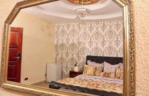 Victoria Falls Villa | Regina Francesca Villa. Heritage