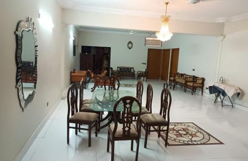 Gulshan-E-Jamal House | Rehmat guest house