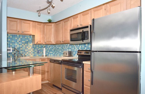 The Pines Condo | Rehoboth Ave Condo w/Parking Sleeps 4 Clean/Updated/Comfortable