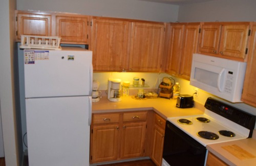 Rehoboth Beach Condo | Rehoboth Beach Condo 2BR w/ Pools, Parking, and Tennis